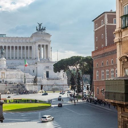 Amazing Suite Piazza Venezia Rom Exteriör bild